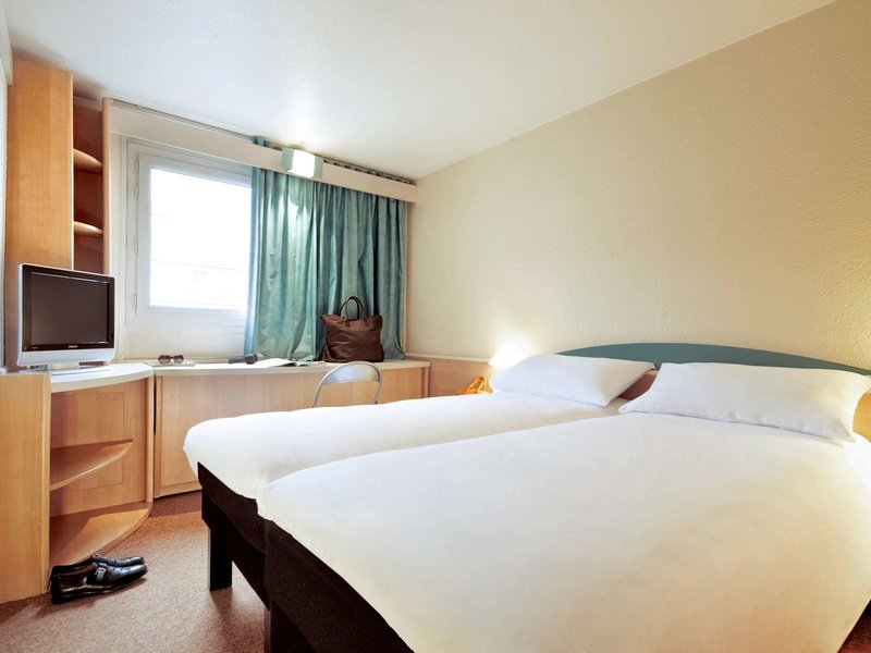 ibis paris 17 clichy batignolles