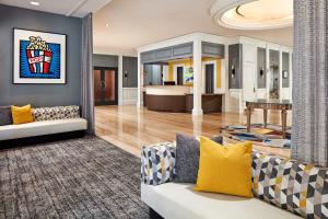 the bristol hotel san diego