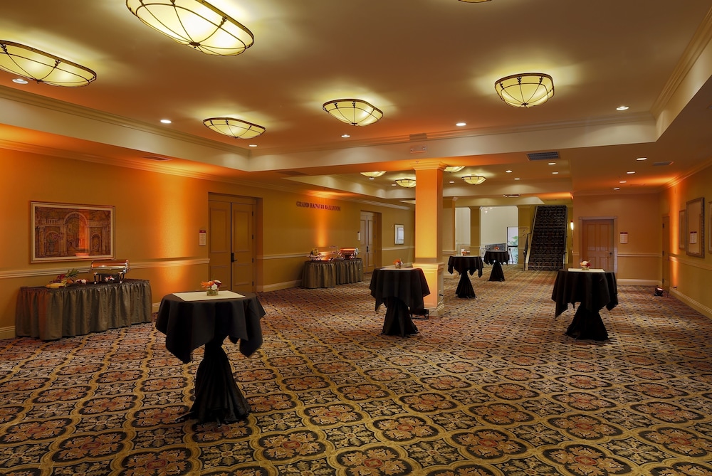 crowne plaza san diego mission valley by ihg