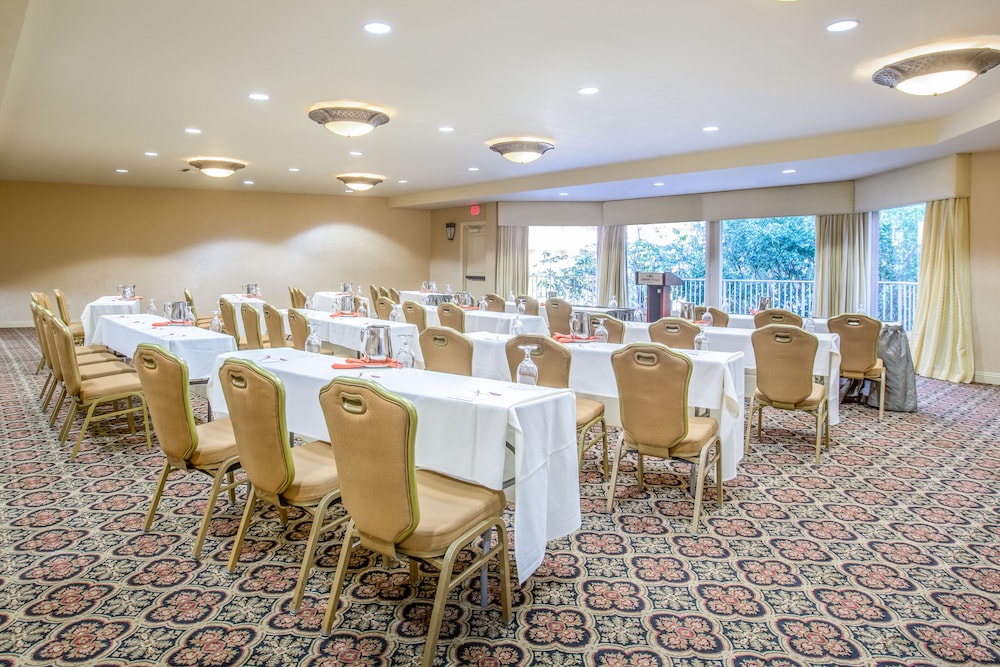 crowne plaza san diego mission valley by ihg