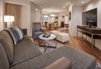 embassy suites by hilton san diego la jolla