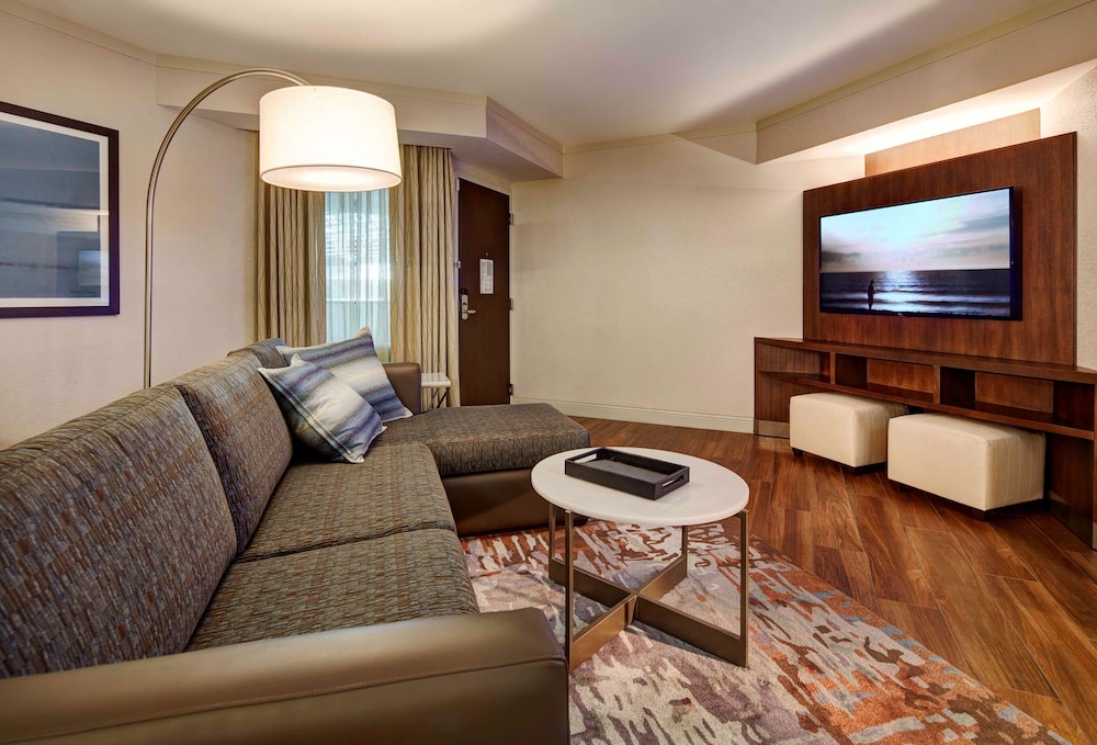 embassy suites by hilton san diego la jolla