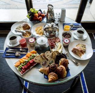 Hotel Brighton,Paris>>Champs-Elysees,4 star