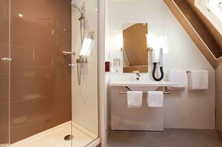 Hotel Flanelles,Paris>>Gare Du Nord,4 star