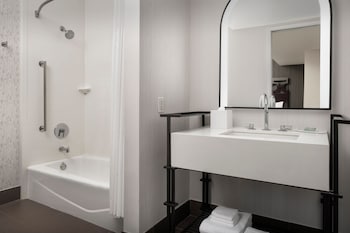 courtyard by marriott san diego downtown