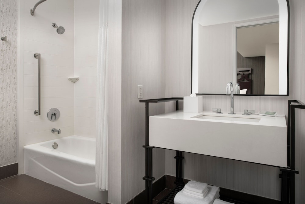 courtyard by marriott san diego downtown