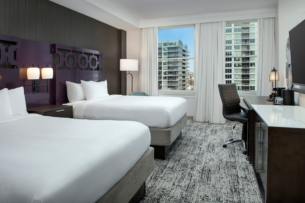 courtyard by marriott san diego downtown