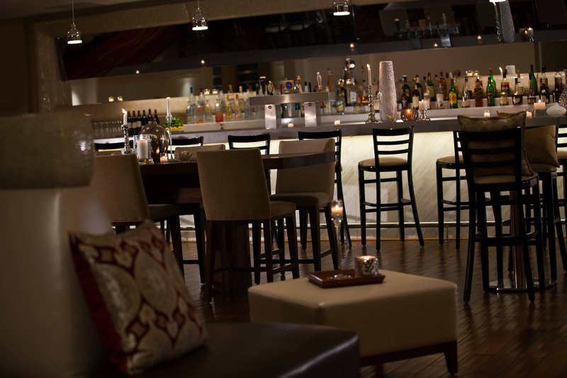 renaissance newark airport hotel