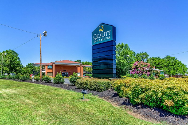 Quality Inn & Suites Creedmor - Butner