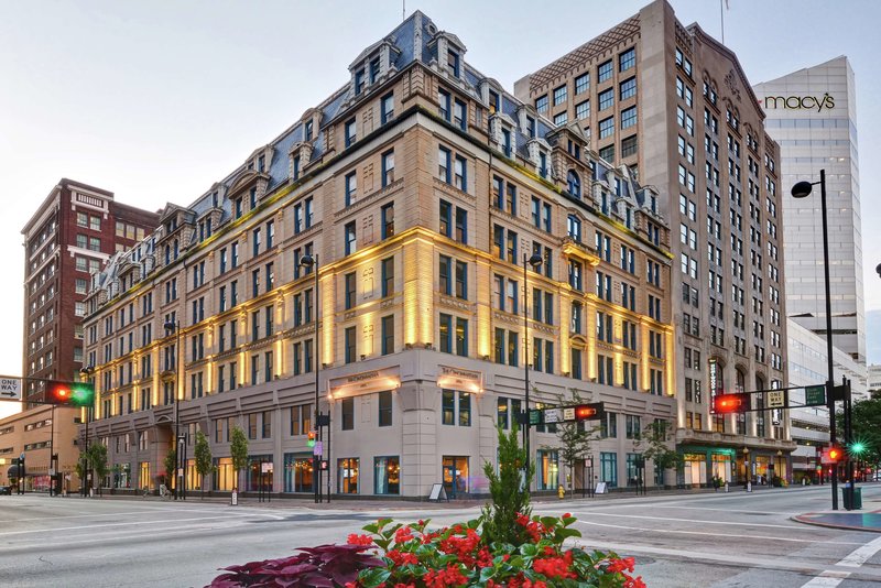 the cincinnatian hotel curio collection by hilton