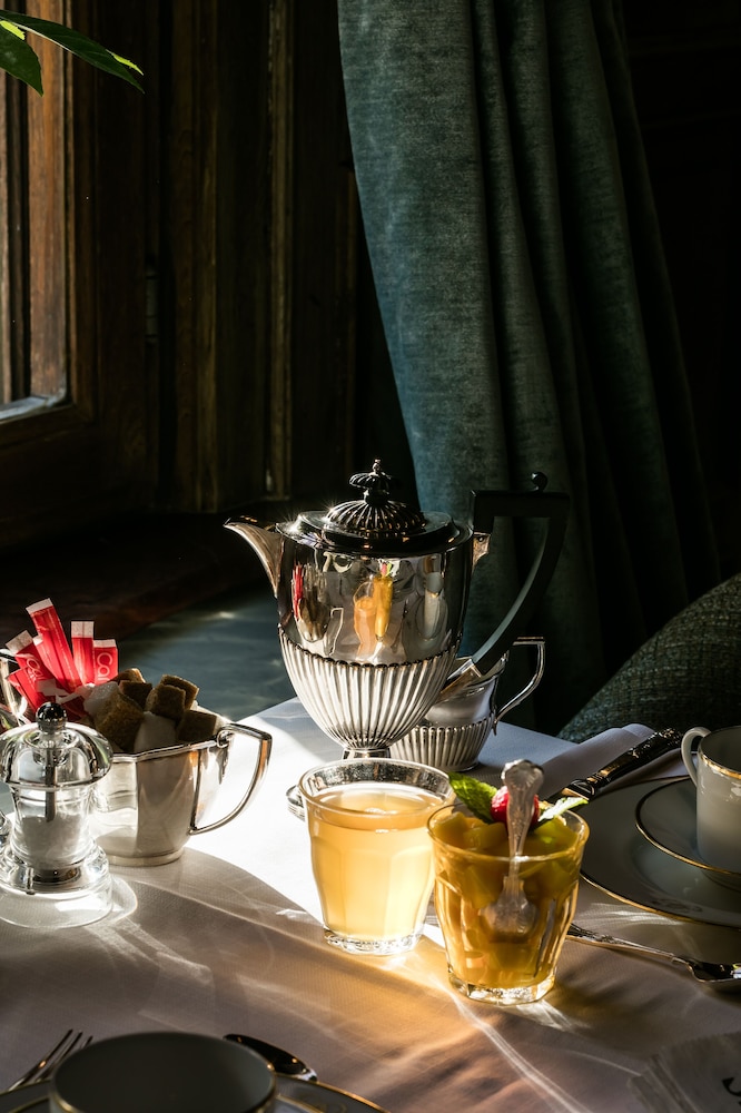 hotel de orangerie by cw hotel collection