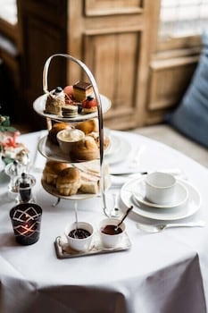 hotel de orangerie by cw hotel collection