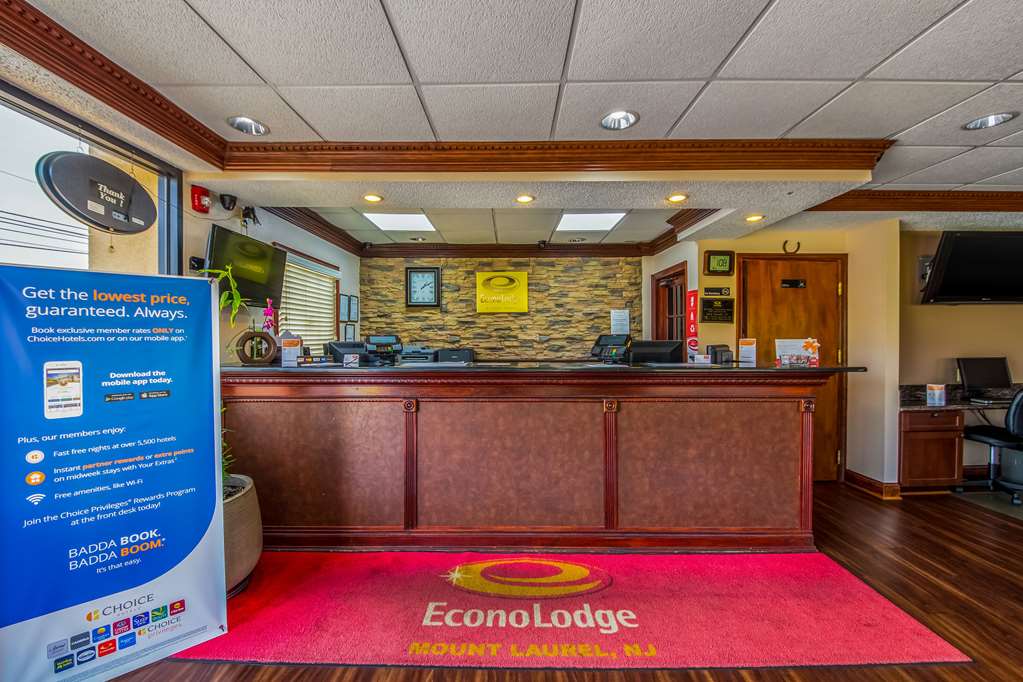 econo lodge mt laurel