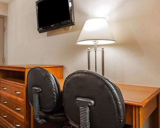 Econo Lodge Mt Laurel,Mount Laurel>>Burlington,2 star