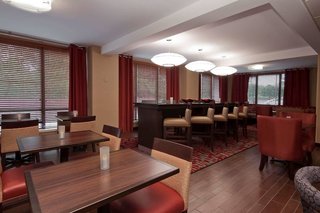 Hampton Inn Philadelphia King Of Prussia (Valley Forge),King Of Prussia>>Bridgeport,3 star