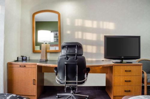 sleep inn and suites bensalem