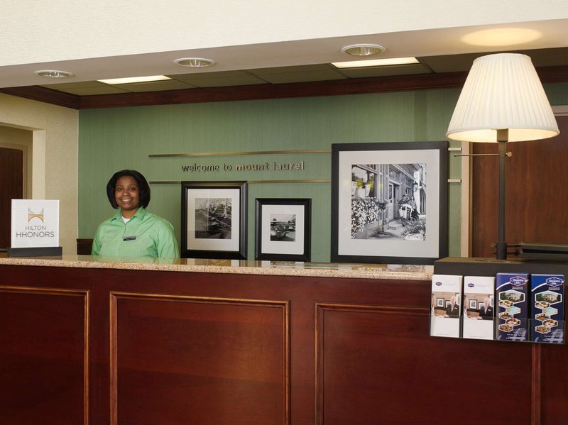 hampton inn philadelphia mt laurel