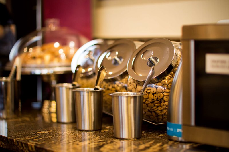 hampton inn philadelphia international airport