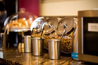 hampton inn philadelphia international airport