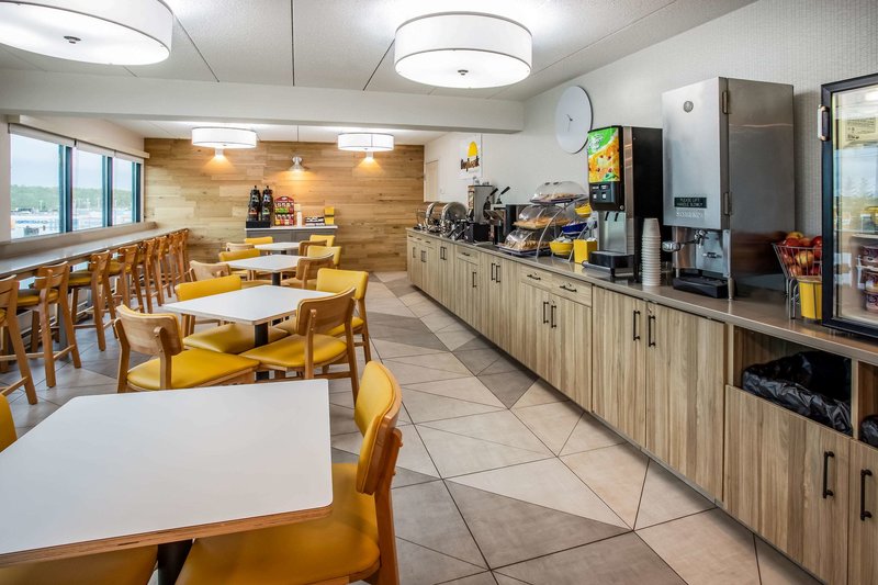 days inn and suites by wyndham duluth by the mall