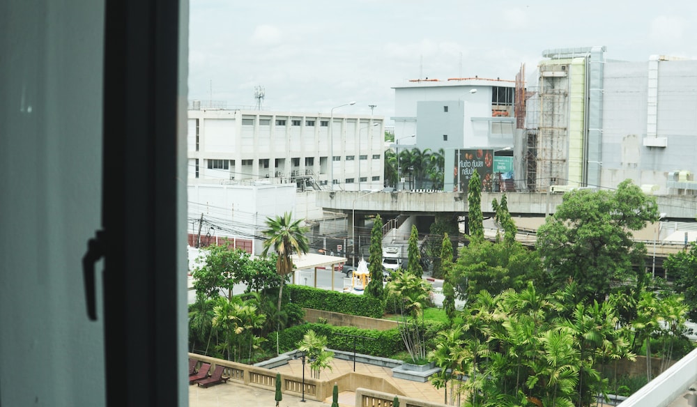 dusit princess srinakarin