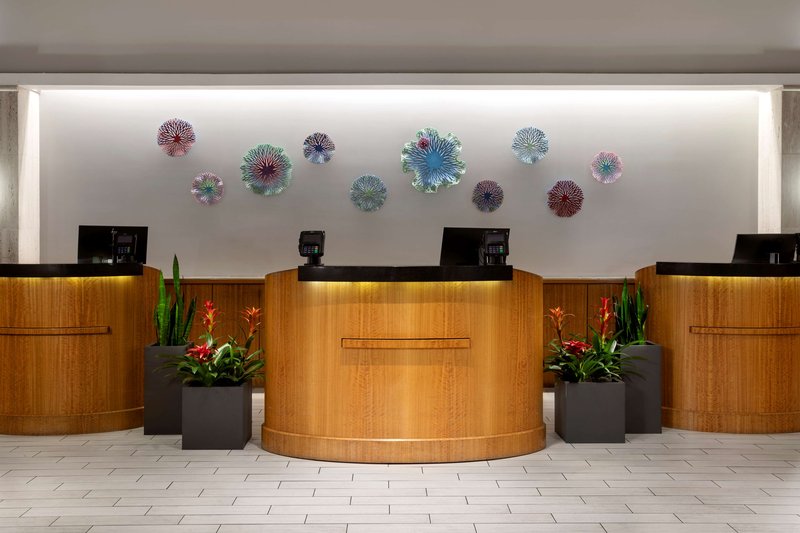 embassy suites by hilton tampa airport westshore