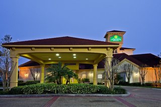 La Quinta Inn And Suites Usf - Busch Gardens,Tampa>>Cheval,3 star