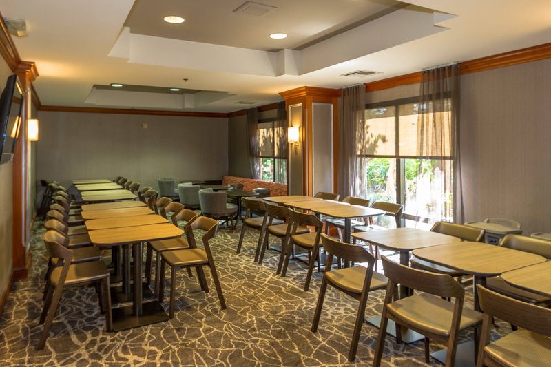 springhill suites by marriott tampa westshore airport