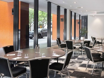 mercure melbourne southbank