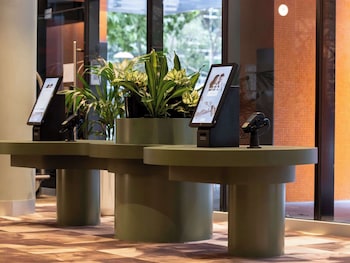 mercure melbourne southbank