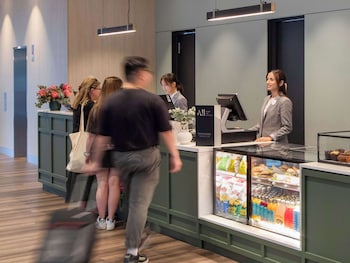 mercure melbourne southbank