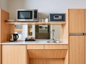 mercure melbourne southbank