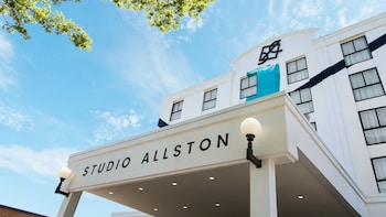studio allston hotel