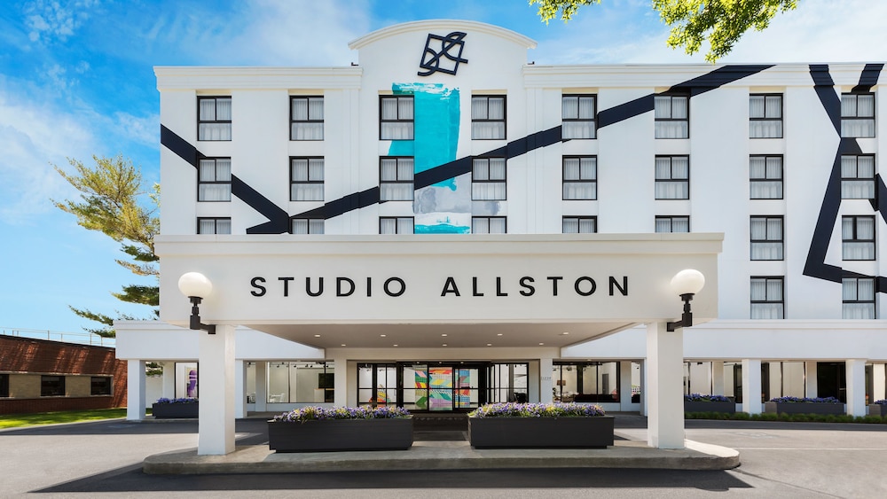 studio allston hotel