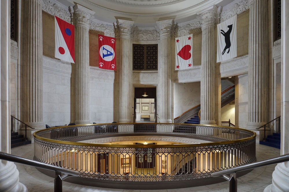 marriott vacation club pulse at custom house boston