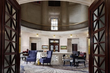 marriott vacation club pulse at custom house boston