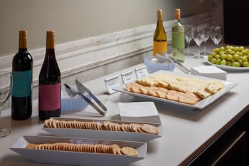 marriott vacation club pulse at custom house boston