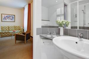 intercityhotel berlin ostbahnhof