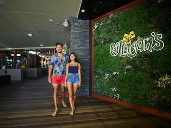 gilligans backpackers hotel and resort