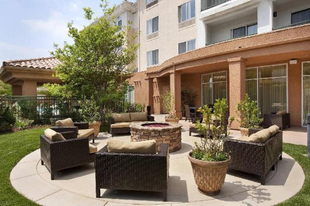 courtyard by marriott ventura simi valley
