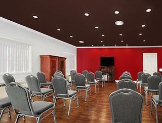 Ramada By Wyndham Torrance,Los Angeles>>Lomita,2.5 star