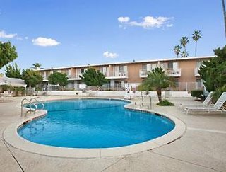 Ramada By Wyndham Torrance,Los Angeles>>Lomita,3 star