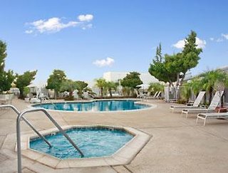 Ramada By Wyndham Torrance,Los Angeles>>Lomita,3 star