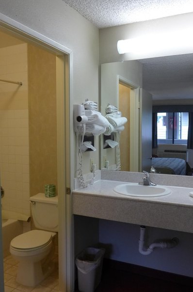 good nite inn calabasas