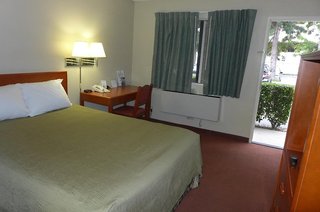 good nite inn calabasas