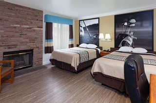 super 8 by wyndham santa clarita valencia