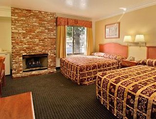 super 8 by wyndham santa clarita valencia