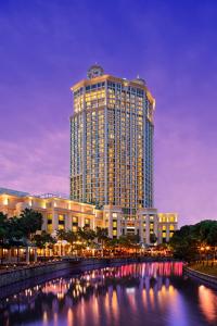 Grand Copthorne Waterfront,Near Chinatown Heritage Center,5 star