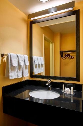 fairfield inn by marriott myrtle beach broadway at the beach