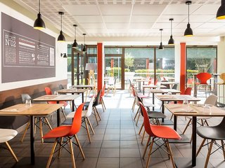 ibis marne la vallee emerainville